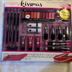 Merry Kissmas Makeup Set - 29 Piece Collection